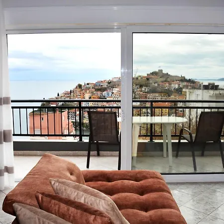 Bella Vista * Kavala